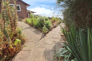 BEACON HEIGHTS- click for photo gallery